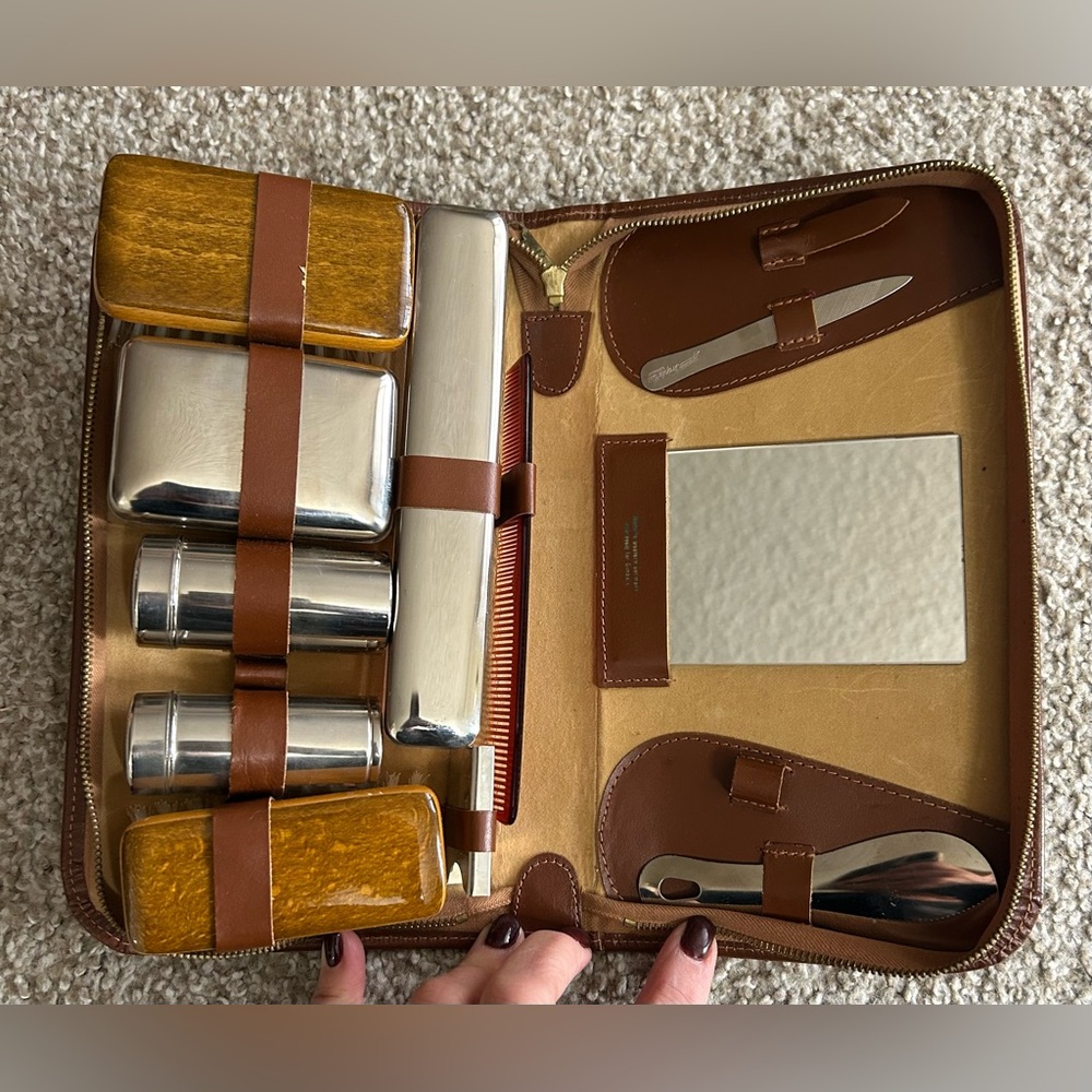 Men’s Antique Travel Grooming Kit